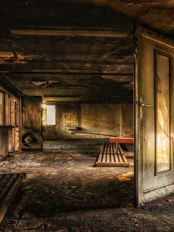 abandoned places, pforphoto, the atmosphere-5180254.jpg